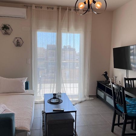 Anastasia'S Lux City Apartment ! 亚历山德鲁波利斯 外观 照片